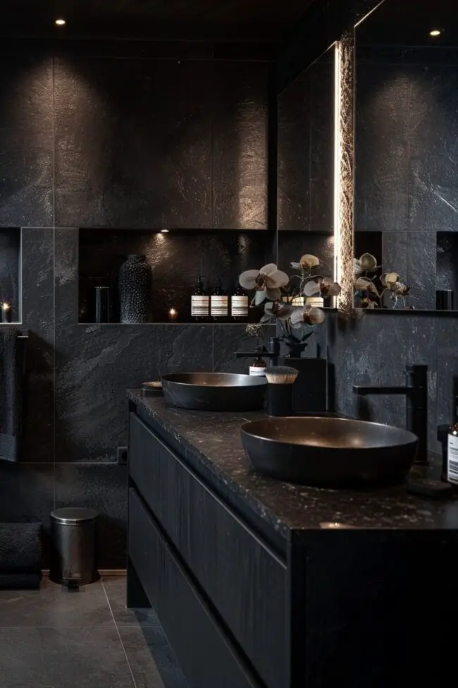 Mysterious Dark Tones in Bathrooms